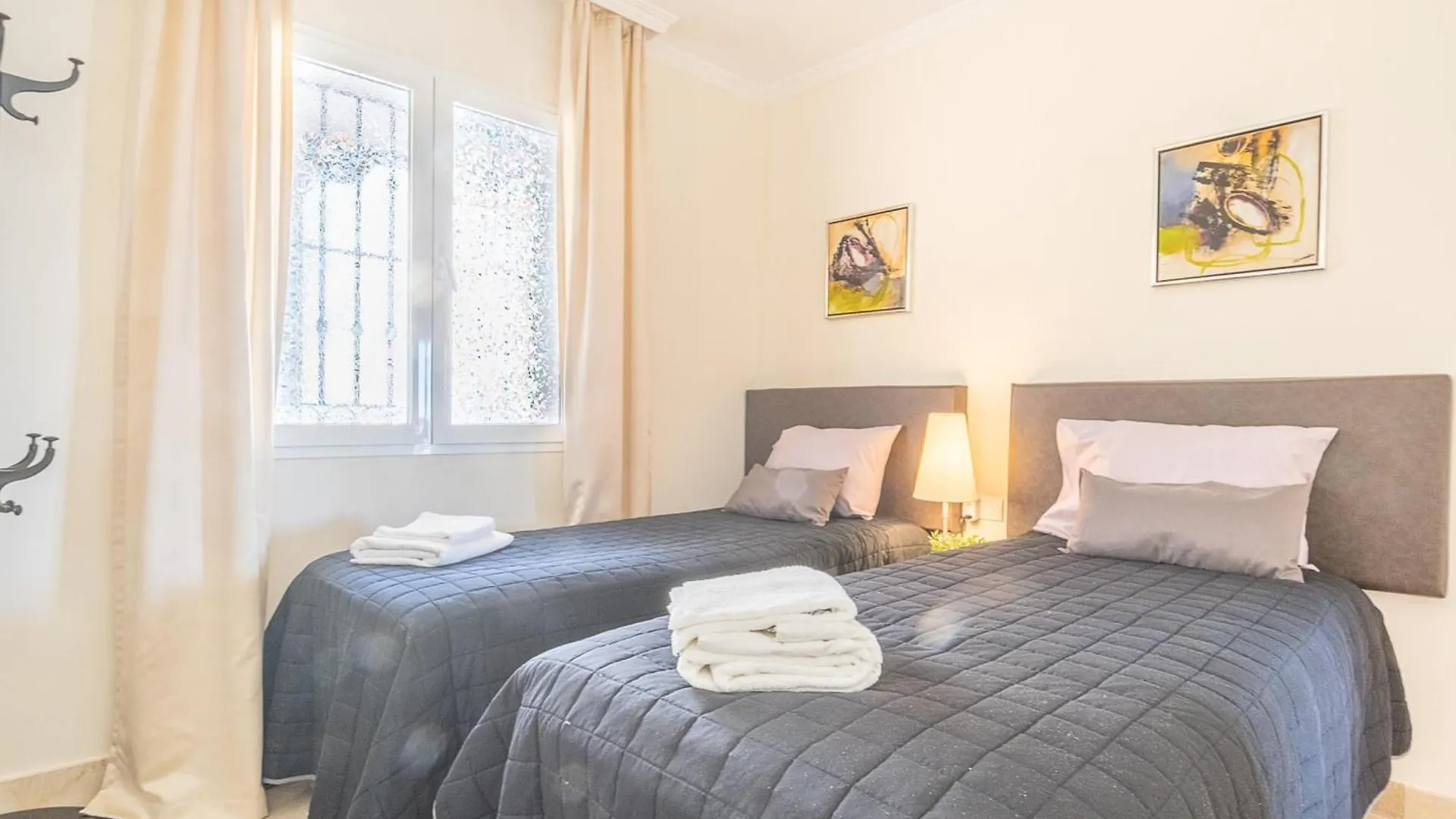 Apartment Pool Apt Calahonda 2 With Sea View - Happy Rentals Sitio de Calahonda