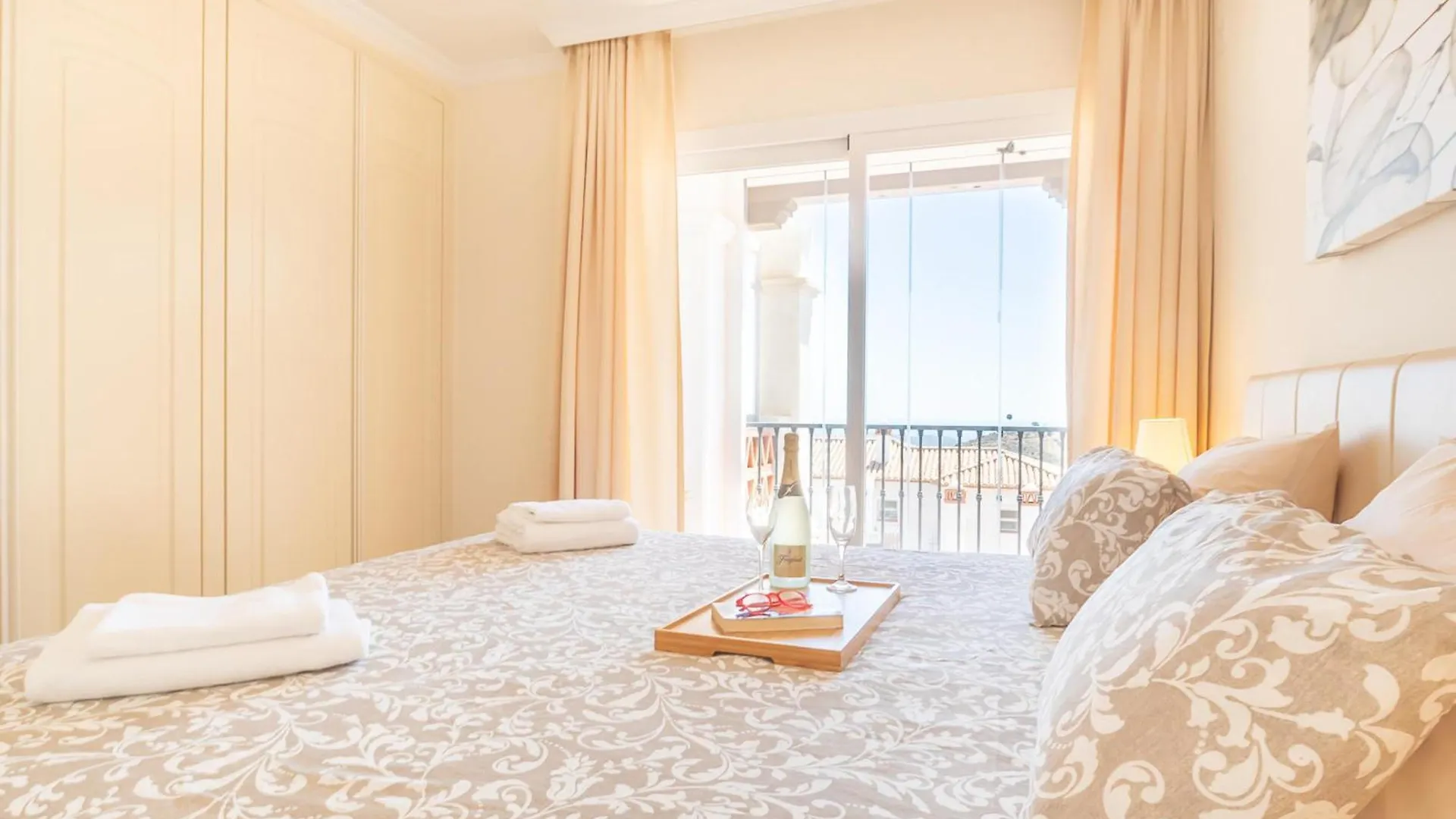 Pool Apt Calahonda 2 With Sea View - Happy Rentals Sitio de Calahonda Spain