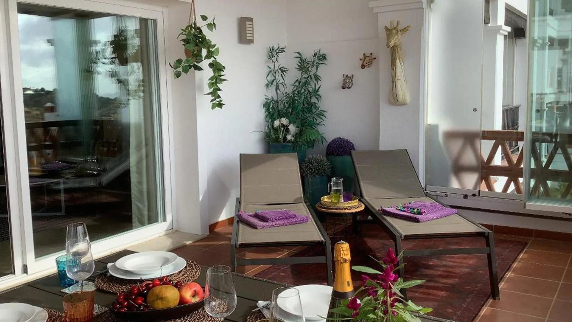 Pool Apt Calahonda 2 With Sea View - Happy Rentals Sitio de Calahonda